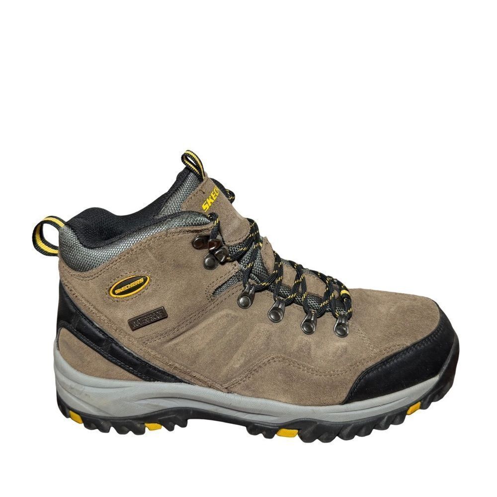 Skechers Men's Tan Hiking Boots size 9